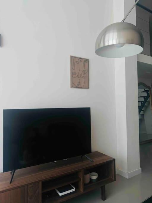 Apartamento Guadalquivir إشبيلية المظهر الخارجي الصورة